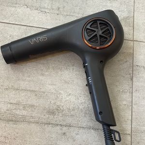 Varis Hair Dryer